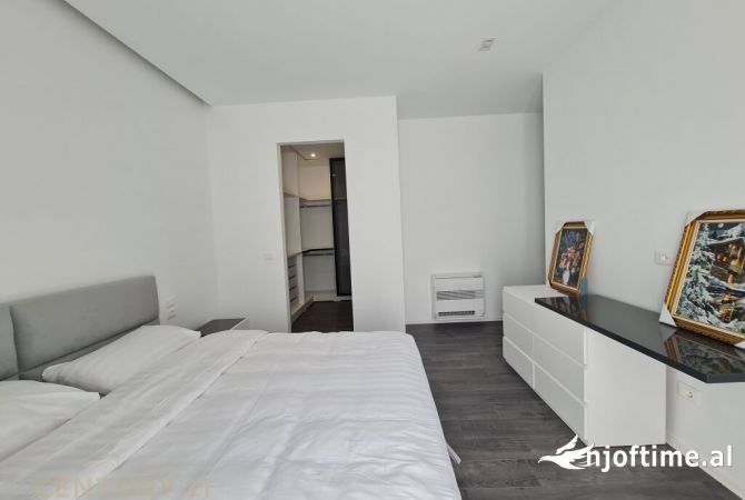 Shtepi me qera Apartament ne Tirane, 2+1, Mobilimi E mobiluar, Pagesa 1,700  Euro.
