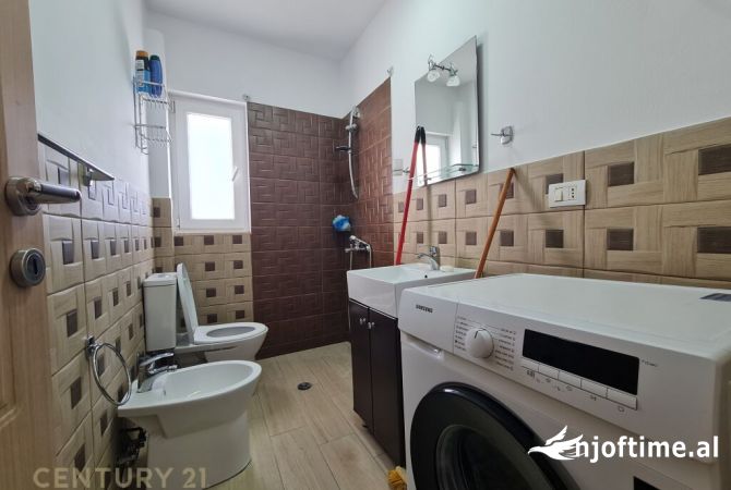 Shtepi me qera Apartament ne Tirane, 1+1, Mobilimi E mobiluar, Pagesa 400  Euro.