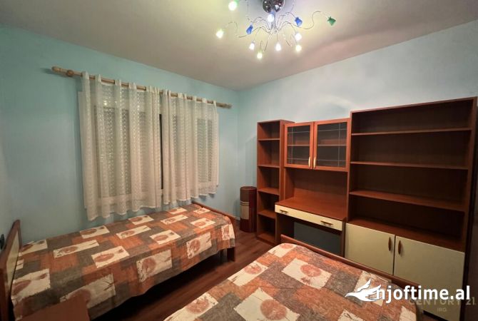 Shtepi me qera Apartament ne Tirane, 2+1, Mobilimi E mobiluar, Pagesa 750  Euro.