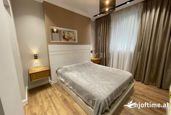 Shtepi me qera Apartament ne Tirane, 2+1, Mobilimi E mobiluar, Pagesa 750  Euro.