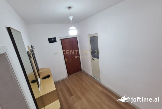 Shtepi me qera 2+1 ne Tirane - 500 Euro