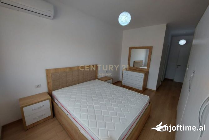 Shtepi me qera Apartament ne Tirane, 2+1, Mobilimi E mobiluar, Pagesa 550  Euro.