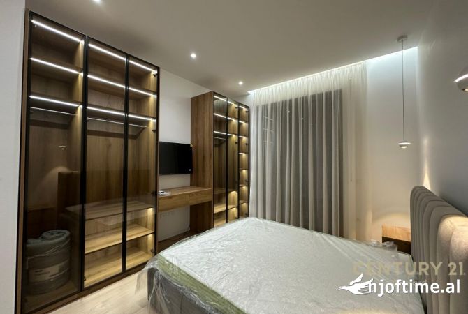 Shtepi me qera Apartament ne Tirane, 2+1, Mobilimi E mobiluar, Pagesa 1,600  Euro.