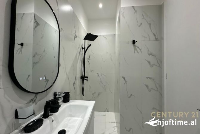 Shtepi me qera Apartament ne Tirane, 2+1, Mobilimi E mobiluar, Pagesa 1,600  Euro.