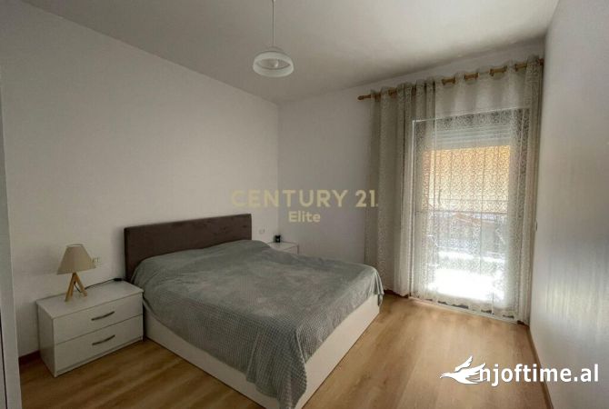 Shtepi me qera Apartament ne Tirane, 1+1, Mobilimi E mobiluar, Pagesa 800  Euro.