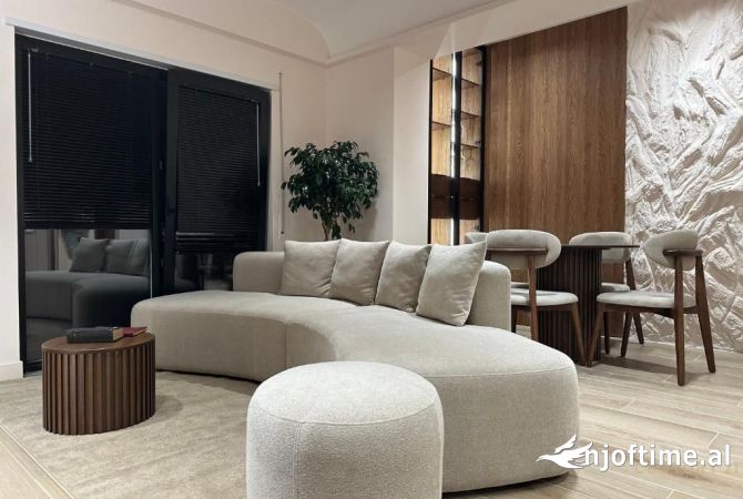 Casa in affitto 2+1 a Tirana - 1,500 Euro