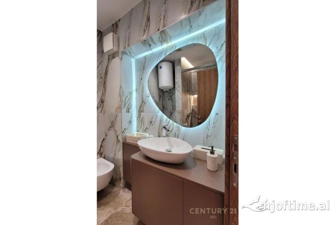 Shtepi me qera Apartament ne Tirane, 2+1, Mobilimi E mobiluar, Pagesa 1,500  Euro.