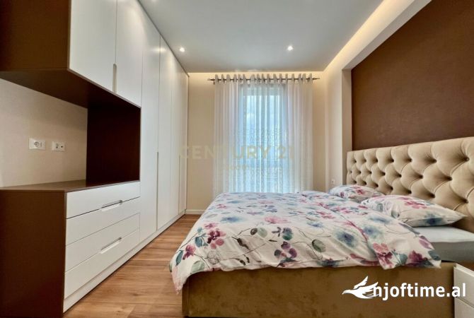 Shtepi me qera Apartament ne Tirane, 2+1, Mobilimi E mobiluar, Pagesa 850  Euro.