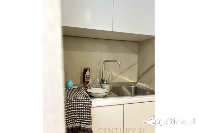 Shtepi me qera Apartament ne Tirane, 1+1, Mobilimi E mobiluar, Pagesa 660  Euro.