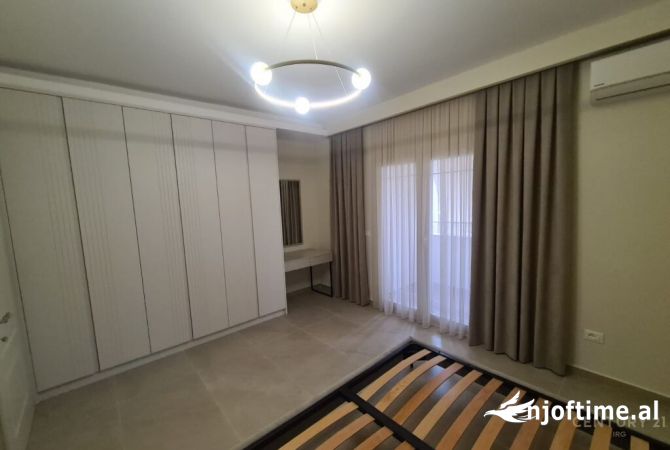 Shtepi me qera Apartament ne Tirane, 1+1, Mobilimi E mobiluar, Pagesa 800  Euro.