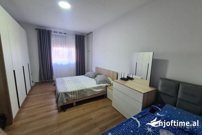 Shtepi me qera Apartament ne Tirane, 2+1, Mobilimi E mobiluar, Pagesa 600  Euro.