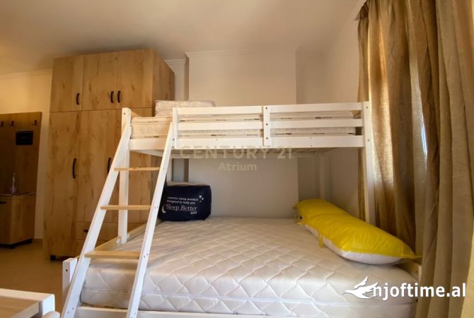 Shtepi me qera Garsoniere ne Tirane - 380 Euro