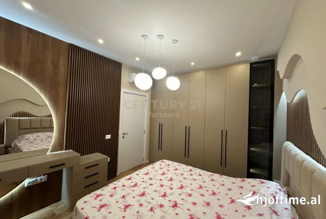 Shtepi me qera Apartament ne Tirane, 2+1, Mobilimi E mobiluar, Pagesa 1,500  Euro.