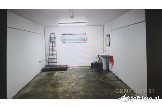 APARTAMENT 2+1 +2 ME QIRA PRANE STADIUMI " AIR ALBANIA"