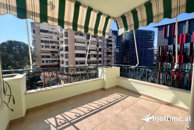 APARTAMENT 2+1 +2 ME QIRA PRANE STADIUMI " AIR ALBANIA"