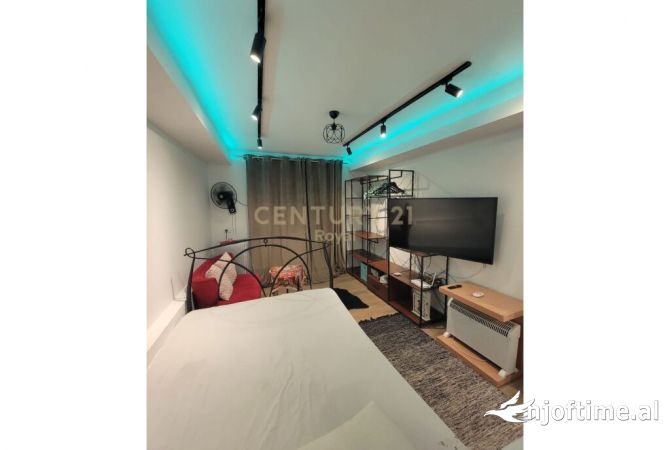 Shtepi me qera Garsoniere ne Tirane - 450 Euro