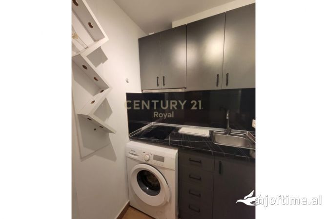 Shtepi me qera Apartament ne Tirane, Garsoniere, Mobilimi E mobiluar, Pagesa 450  Euro.