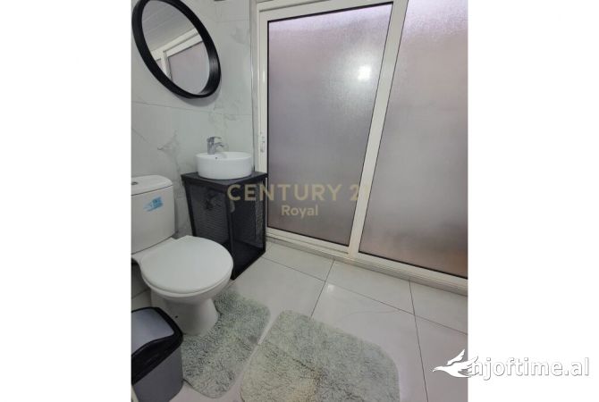 Shtepi me qera Apartament ne Tirane, Garsoniere, Mobilimi E mobiluar, Pagesa 450  Euro.