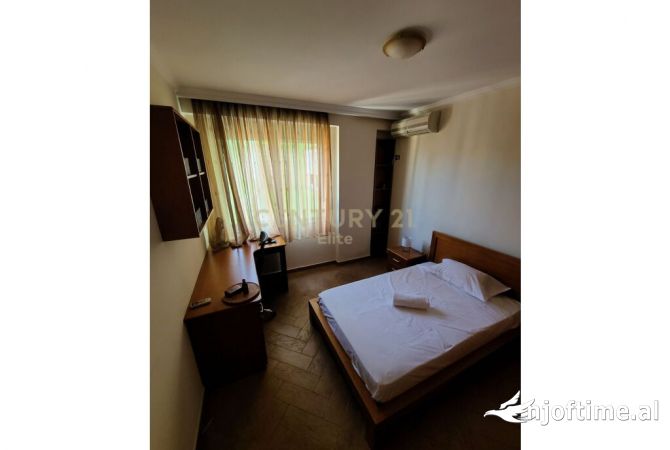 Shtepi me qera Apartament ne Tirane, 2+1, Mobilimi E mobiluar, Pagesa 800  Euro.