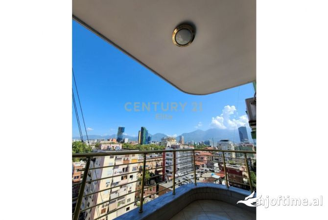 Shtepi me qera Apartament ne Tirane, 2+1, Mobilimi E mobiluar, Pagesa 800  Euro.