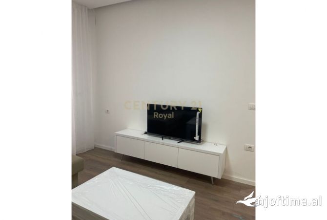 Shtepi me qera 1+1 ne Tirane - 450 Euro