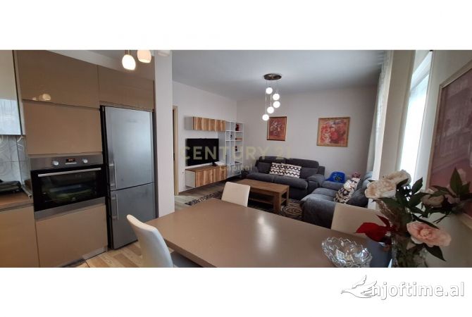 Shtepi me qera Apartament ne Tirane, 2+1, Mobilimi E mobiluar, Pagesa 600  Euro.
