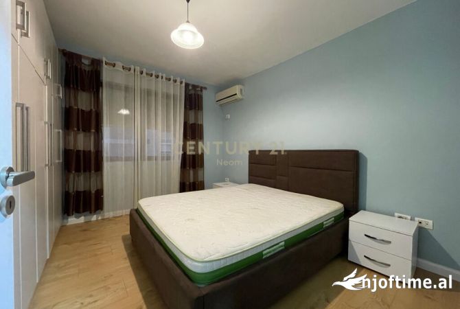Shtepi ne shitje Apartament ne Tirane, 1+1, Mobilimi Bosh, pa mobiluar, Pagesa 112,000  Euro.