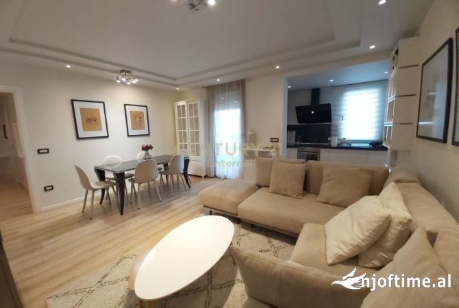 Shtepi me qera 2+1 ne Tirane - 1,500 Euro