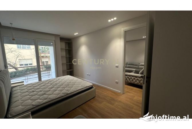Shtepi me qera Apartament ne Tirane, 1+1, Mobilimi E mobiluar, Pagesa 600  Euro.