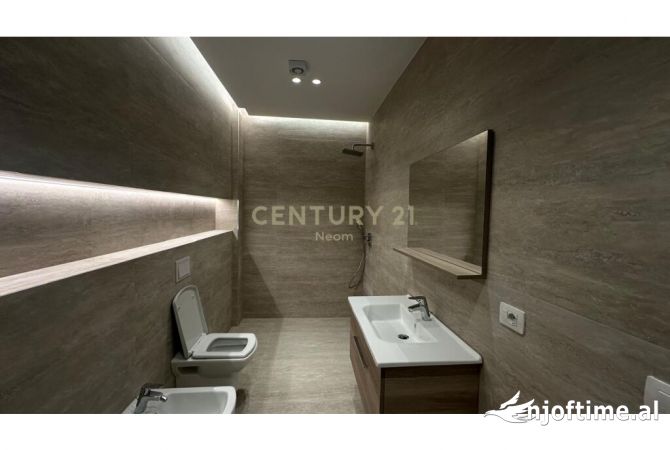 Shtepi me qera Apartament ne Tirane, 1+1, Mobilimi E mobiluar, Pagesa 600  Euro.