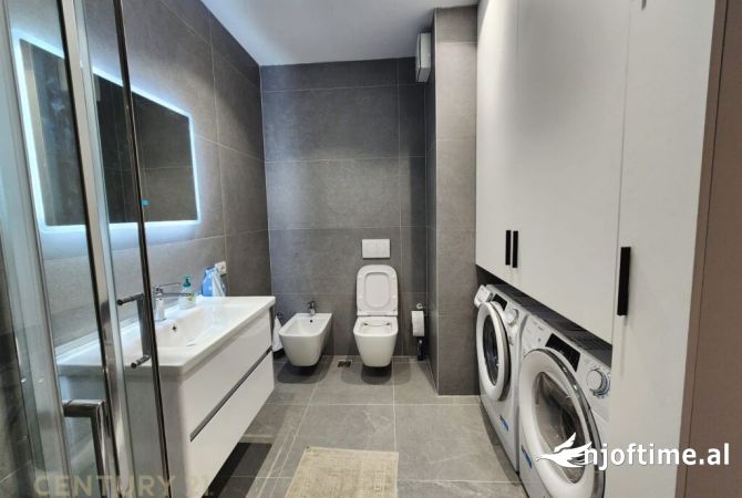 Shtepi me qera Apartament ne Tirane, 2+1, Mobilimi E mobiluar, Pagesa 1,000  Euro.