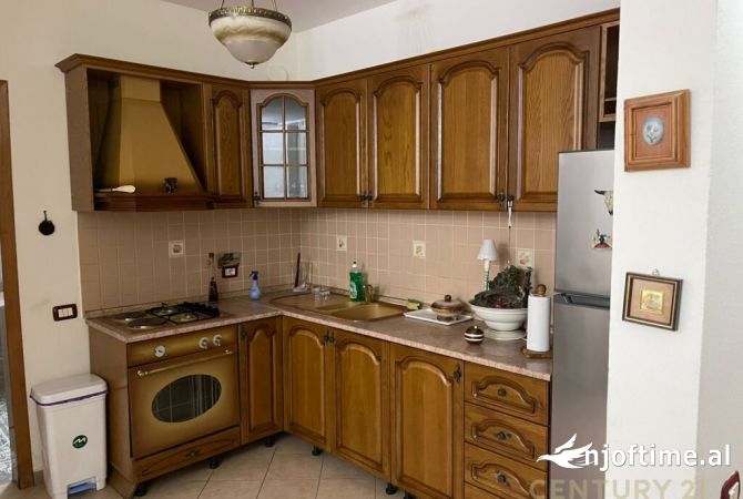 Shtepi me qera 1+1 ne Tirane - 500 Euro