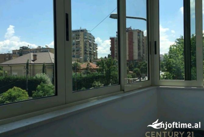 Shtepi me qera Apartament ne Tirane, 1+1, Mobilimi E mobiluar, Pagesa 580  Euro.