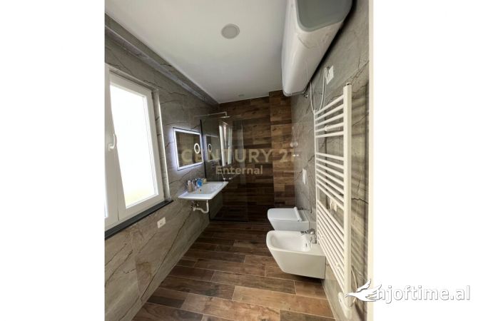 Shtepi me qera Apartament ne Tirane, 1+1, Mobilimi E mobiluar, Pagesa 450  Euro.