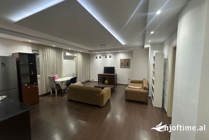 Shtepi me qera 2+1 ne Tirane - 600 Euro