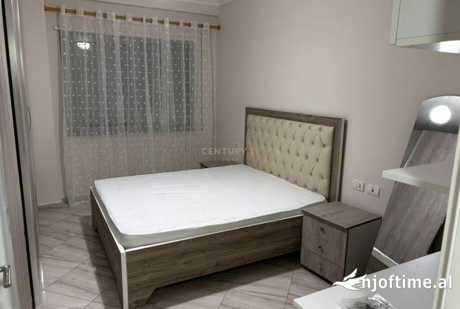 Shtepi me qera Apartament ne Tirane, 1+1, Mobilimi E mobiluar, Pagesa 600  Euro.