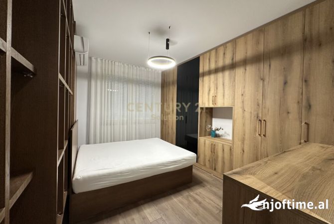 Shtepi me qera Apartament ne Tirane, 2+1, Mobilimi E mobiluar, Pagesa 600  Euro.