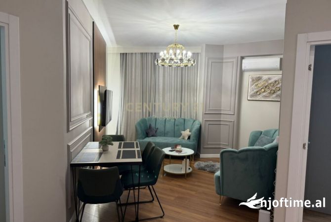 Shtepi me qera 2+1 ne Tirane - 800 Euro