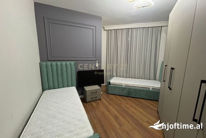 Shtepi me qera 2+1 ne Tirane - 800 Euro