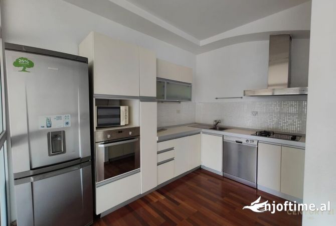 Zyre per qira tek Galeria ETC!!