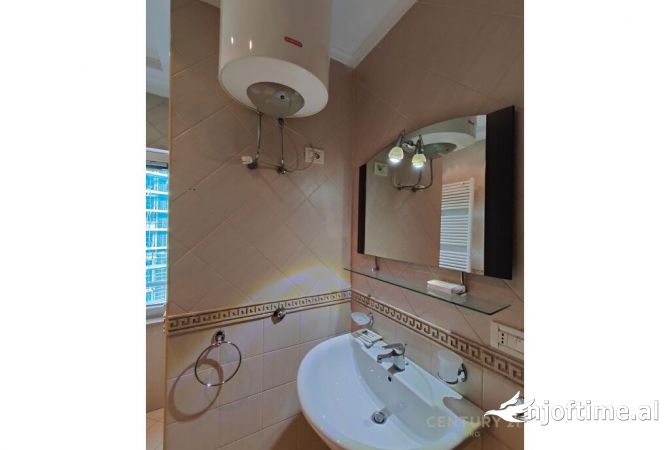 Zyre per qira tek Galeria ETC!!