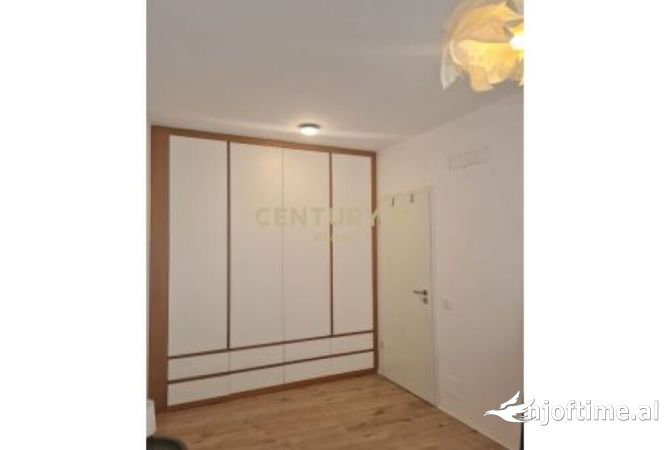 Shtepi me qera Apartament ne Tirane, 1+1, Mobilimi E mobiluar, Pagesa 500  Euro.