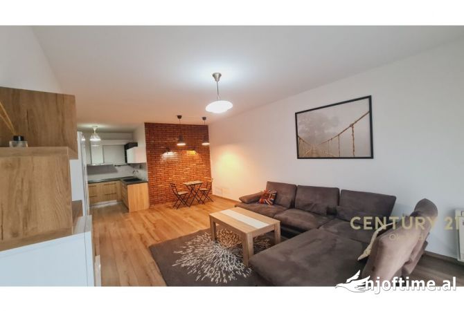 Shtepi me qera Apartament ne Tirane, 2+1, Mobilimi E mobiluar, Pagesa 700  Euro.