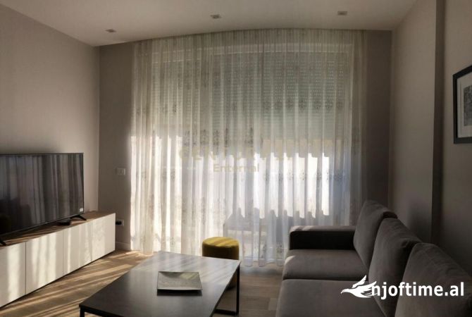 Shtepi me qera Apartament ne Tirane, 2+1, Mobilimi E mobiluar, Pagesa 1,000  Euro.