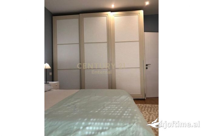 Shtepi me qera Apartament ne Tirane, 2+1, Mobilimi E mobiluar, Pagesa 1,000  Euro.