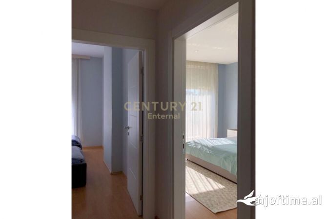 Shtepi me qera Apartament ne Tirane, 2+1, Mobilimi E mobiluar, Pagesa 1,000  Euro.