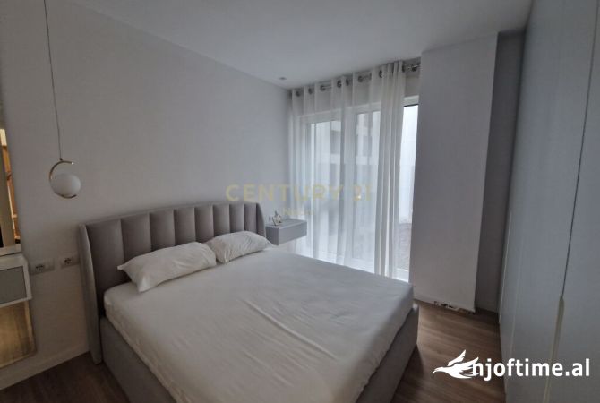 Shtepi me qera Apartament ne Tirane, 2+1, Mobilimi E mobiluar, Pagesa 800  Euro.