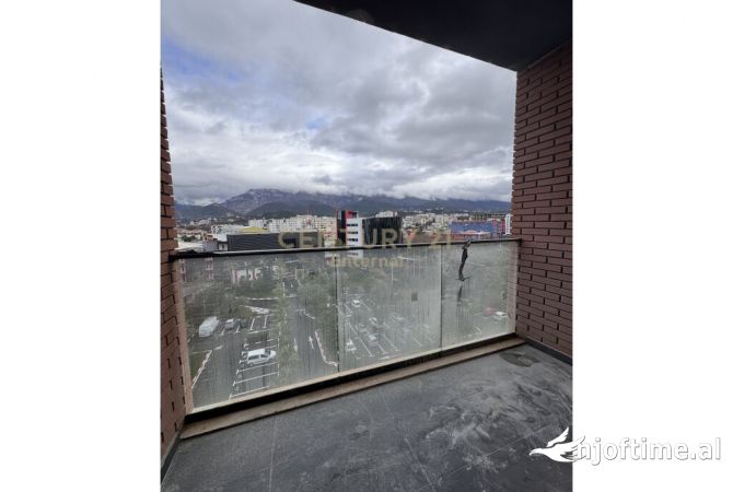 Shtepi ne shitje Apartament ne Tirane, 3+1, Mobilimi E mobiluar, Pagesa 208,000  Euro.