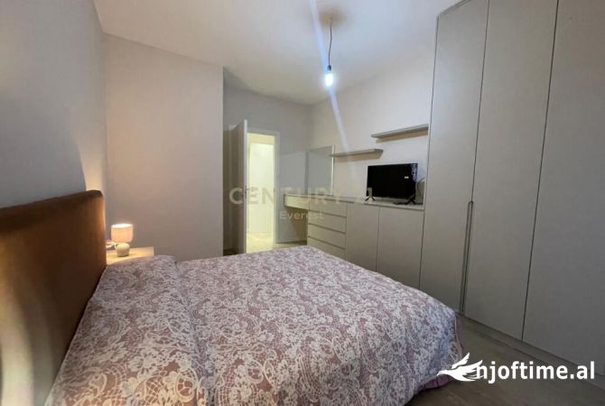 Shtepi me qera Apartament ne Tirane, 1+1, Mobilimi E mobiluar, Pagesa 600  Euro.