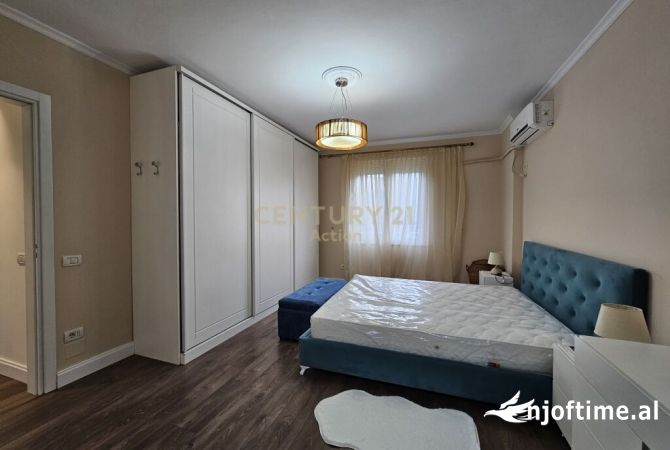 Shtepi me qera Apartament ne Tirane, 2+1, Mobilimi E mobiluar, Pagesa 1,200  Euro.